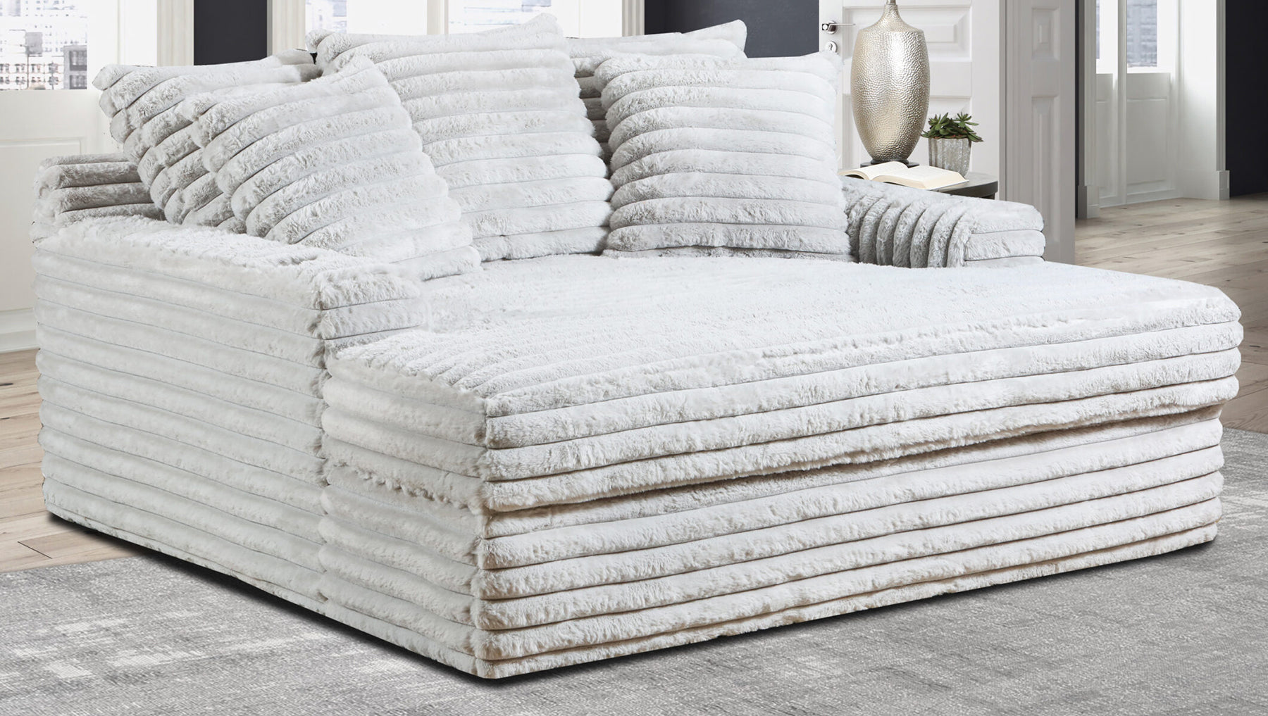 Fluff Monster Mega Chaise