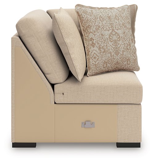 LadyMae Sectional with Chaise - Nick's Furniture (IL)