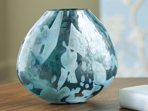 Cartshaw Vase - Nick's Furniture (IL)