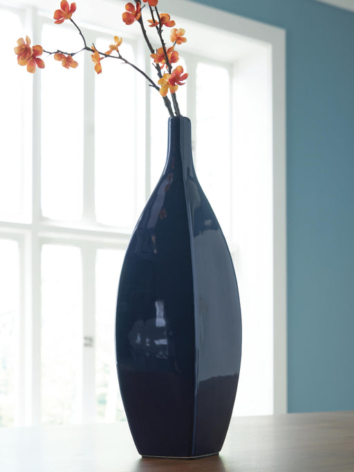 Abtinson Vase - Nick's Furniture (IL)