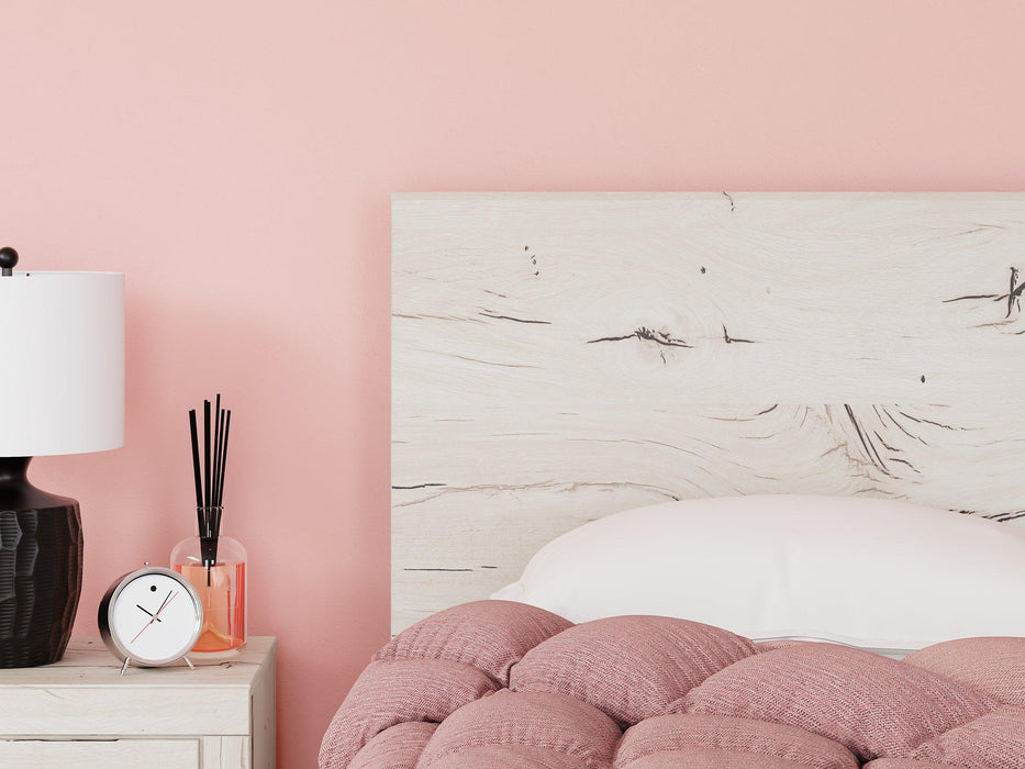 Lawroy Bed - Nick's Furniture (IL)