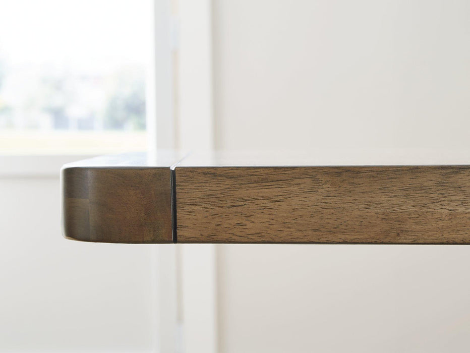 Cabalynn Dining Room Set - Nick's Furniture (IL)