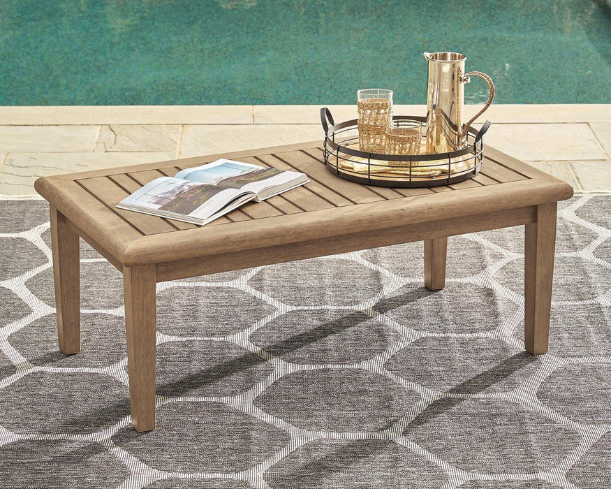 Gerianne Coffee Table - Nick's Furniture (IL)