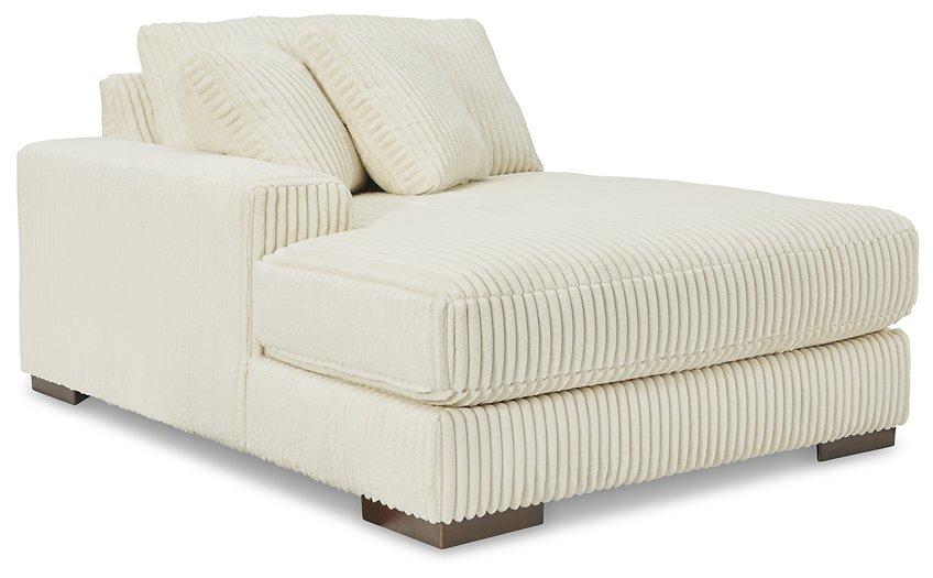 Lindyn Sectional with Double Chaise - Nick's Furniture (IL)