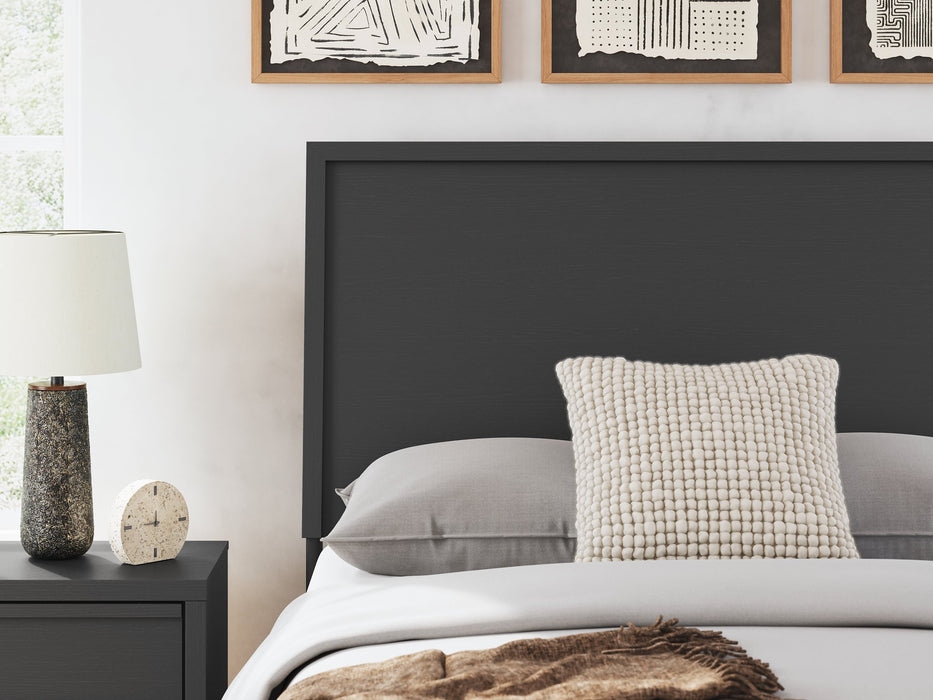 Danziar Bed - Nick's Furniture (IL)