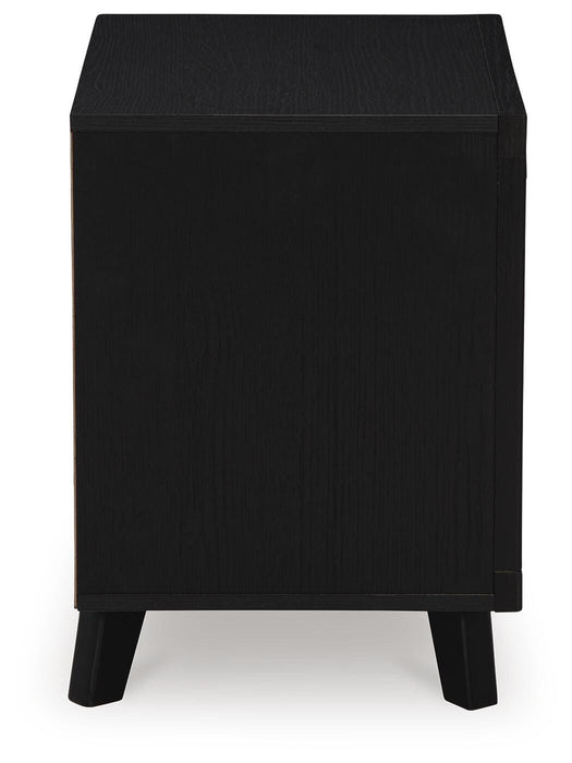 Danziar Nightstand - Nick's Furniture (IL)