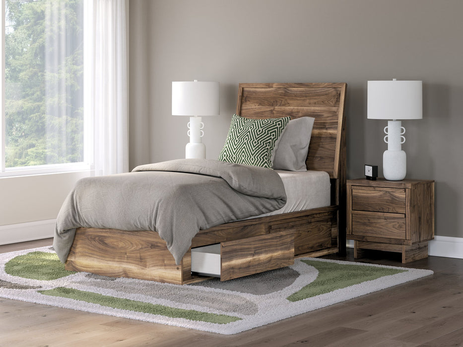 Chirason Bed - Nick's Furniture (IL)