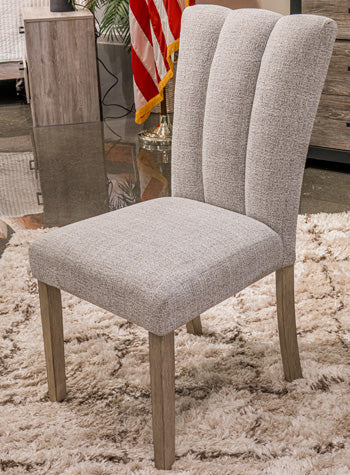 Larawyn Dining Chair - Nick's Furniture (IL)