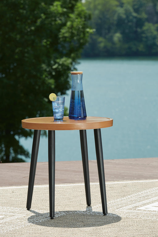 Horizon Hall Outdoor End Table - Nick's Furniture (IL)