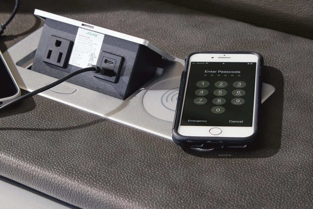 Fyne-Dyme Power Reclining Loveseat with Console
