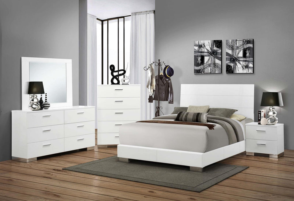Felicity 6-piece Eastern King Bedroom Set Glossy White image